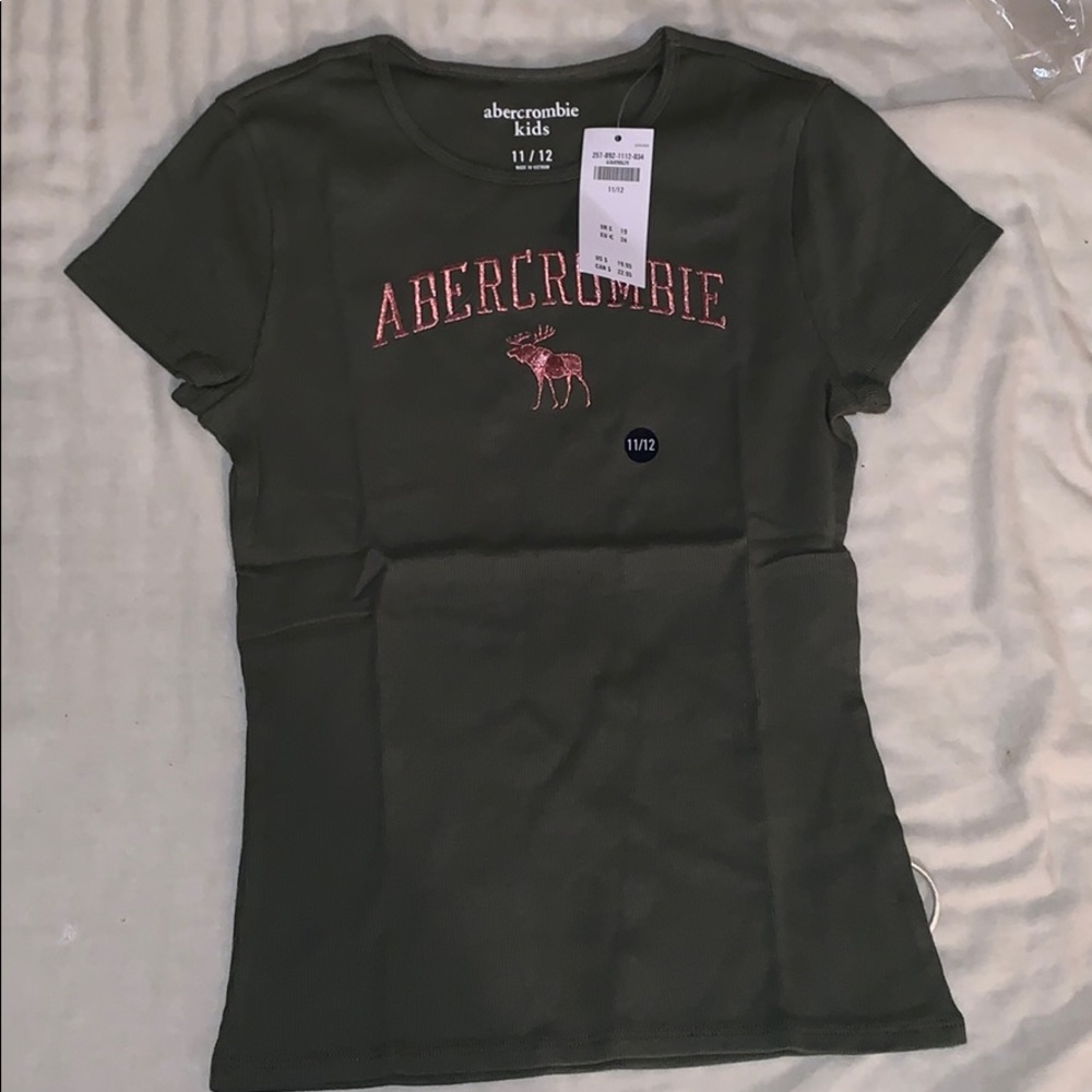 Very cute Abercrombie kids top